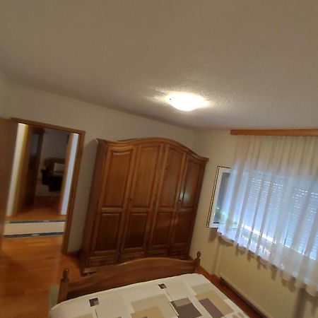 Barisic Apartment ลิฟโน ภายนอก รูปภาพ