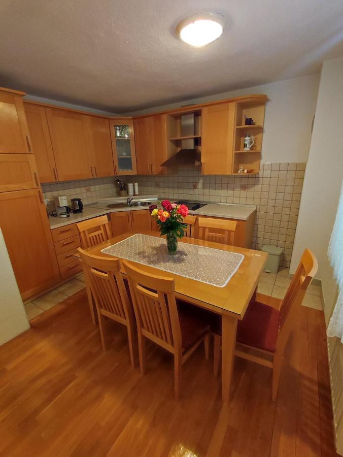 Barisic Apartment ลิฟโน ภายนอก รูปภาพ
