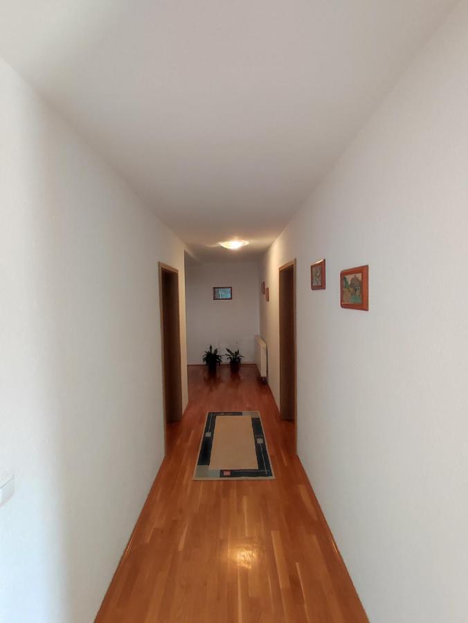 Barisic Apartment ลิฟโน ภายนอก รูปภาพ
